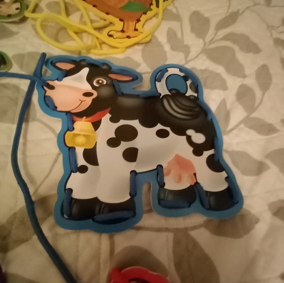 Melissa & Doug Lace and Trace activity set: farm animals - Picture 4 of 6